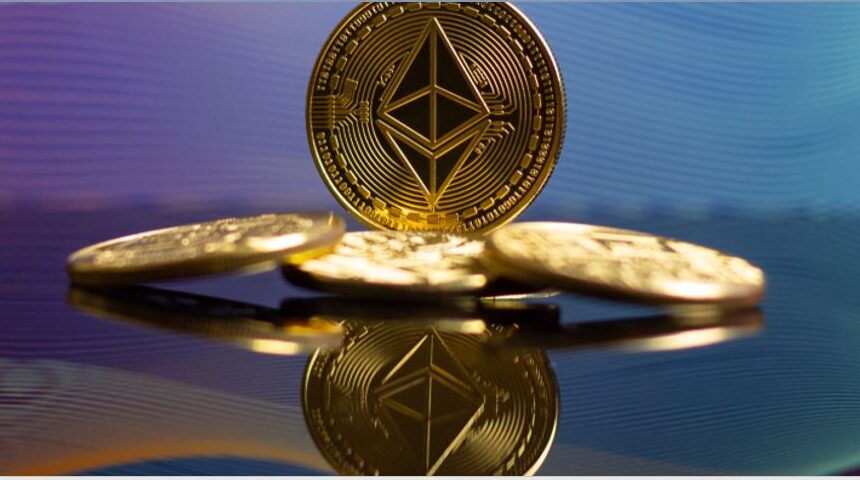 ETH Holds Near $1,870 as Reward-Cut Debate Weighs